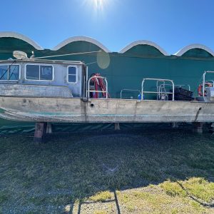 2004 Wolf Manufacturing “Oyster Catcher”